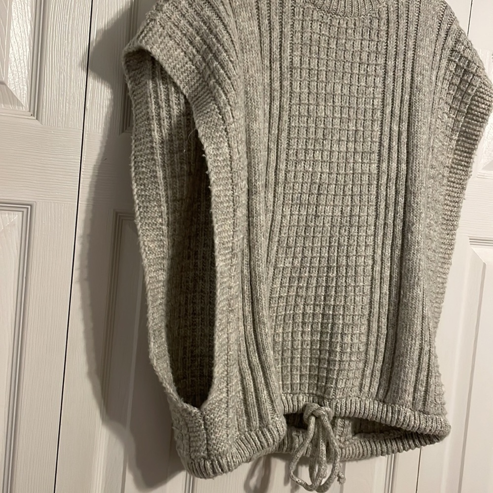 Universal Thread Pullover Sweater One Size - image 3